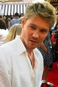 330px Chad Michael Murray in 2007 11zon