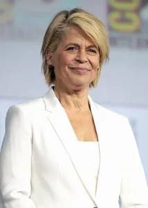 Linda Hamilton by Gage Skidmore 11zon