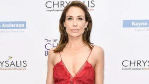 Claire Forlani