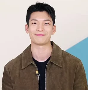 20210923—Wi Ha joon 위하준 Squid Game promo ELLE Taiwan screenshot 05m43s 1