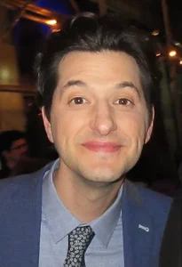 Ben Schwartz 40817487103 cropped 11zon