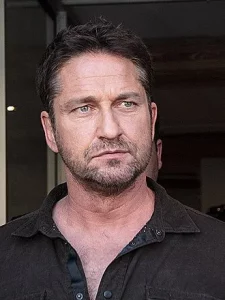 Gerard Butler 29681162176 11zon 1