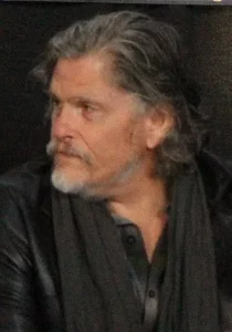 330px Jeff Kober 2015 11zon