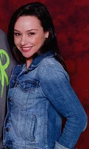 Danielle Harris by Casey Florig 2014 11zon