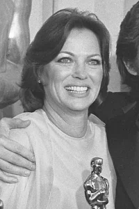 LouiseFletcherOscar cropped 11zon