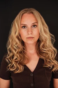 Flora Ofelia Hofmann Lindahl ฟลอร่า โอฟีเลีย