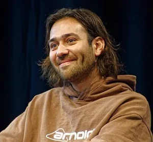 Stuttgart 2022 Comic Con Germany Maxim Baldry by RaBoe 219 11zon