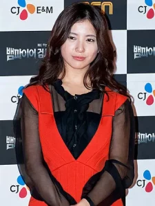 330px Yuriko Yoshitaka from acrofan 11zon