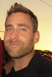 Oliver Jackson Cohen 30583943977 11zon